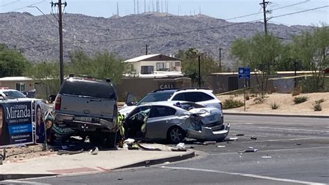 Several Hurt in Traffic Crash near Arizona Avenue [Chandler, AZ]